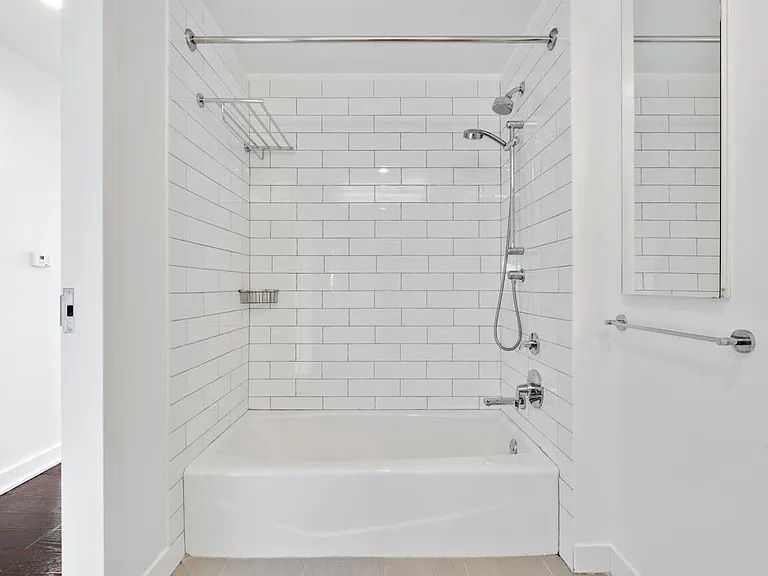 400 W 113th St #329 — Photo 18