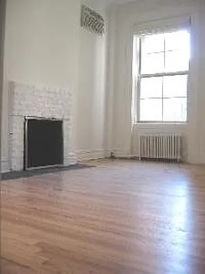 Rented by R New York | media 1