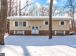 318 Sechrist Flat Rd, Felton, PA 17322