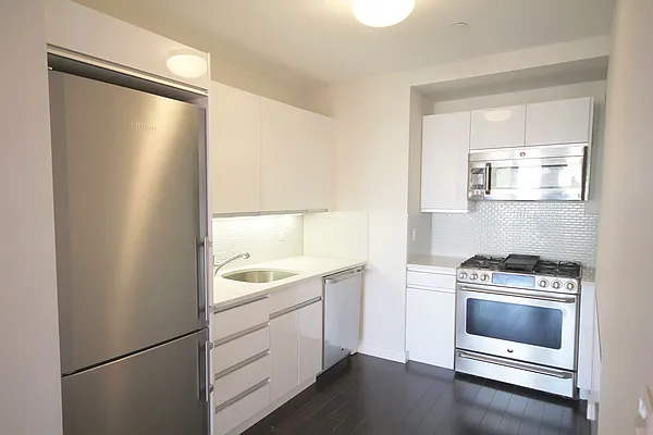Sold by Corcoran | media 2