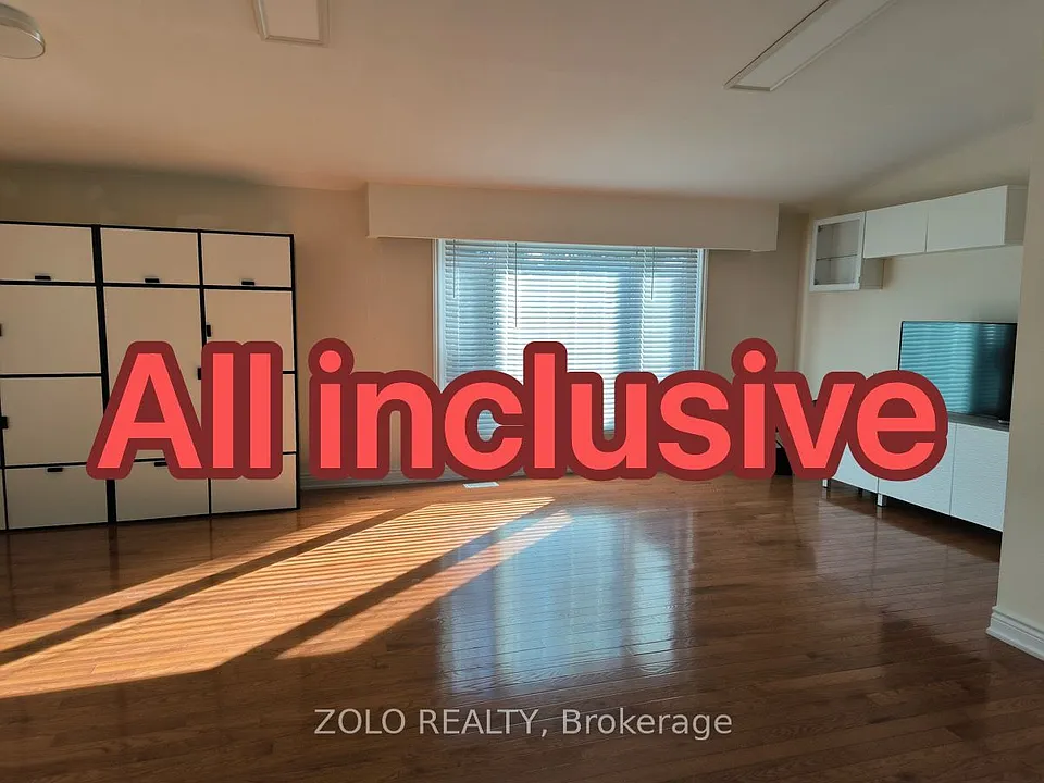 4 Cloebury Ct #MAIN FLOOR