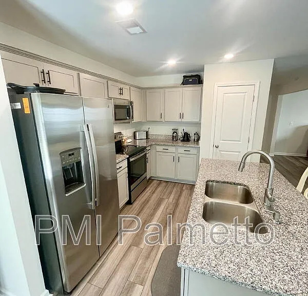 633 Wooster Dr — Photo 15
