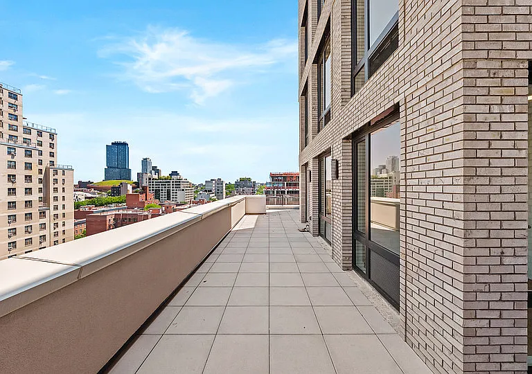 526 Baltic St #11Z — Photo 7