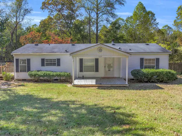 127 Coster Rd, Travelers Rest, SC 29690