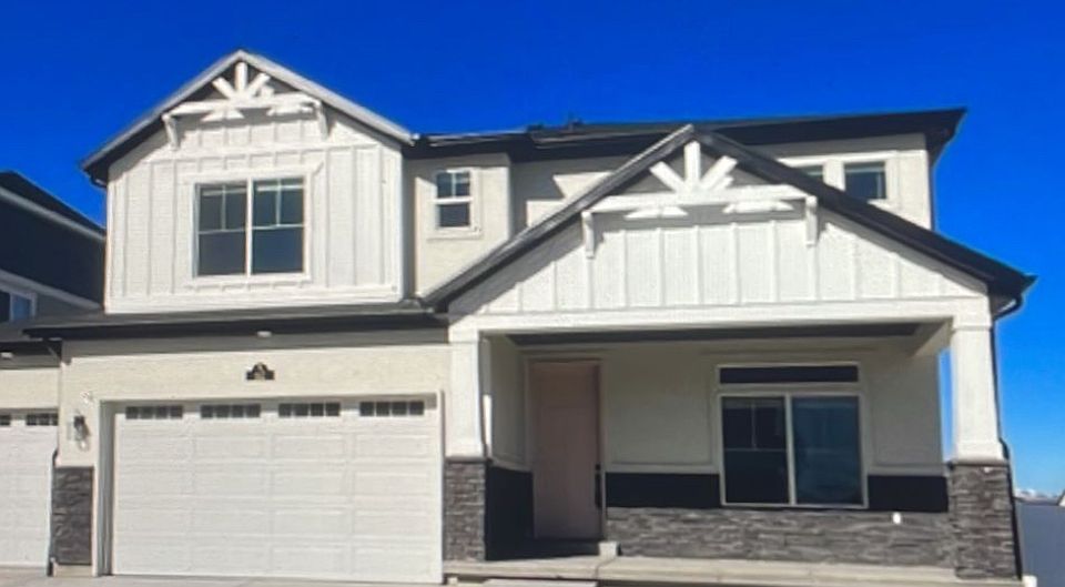 1st image of 112 E Hidden Creek Way