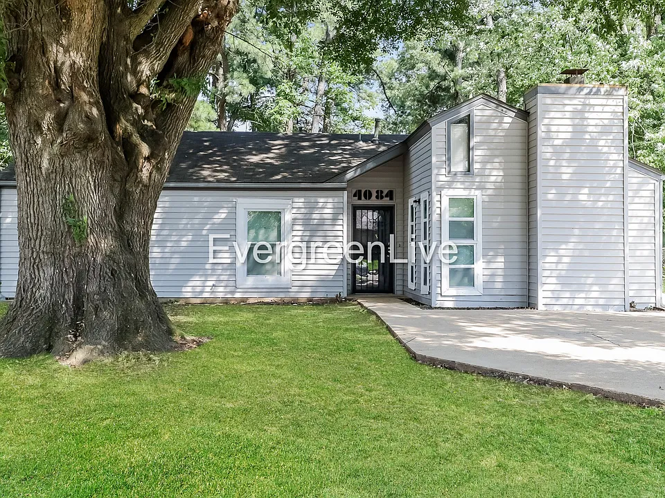 4084 Silverleaf Rd
