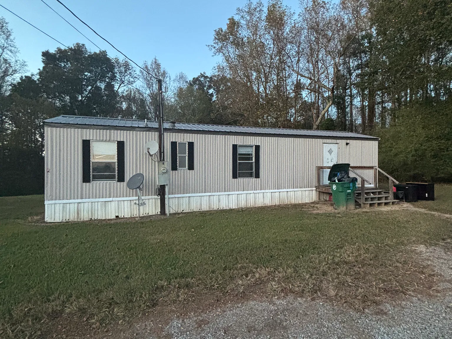 2 bed, 800 sqft, $900 — Photo 1