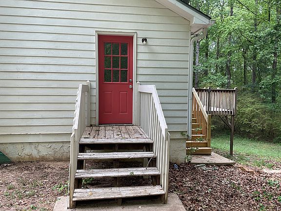 5th image of 222 Shadow Wood Dr