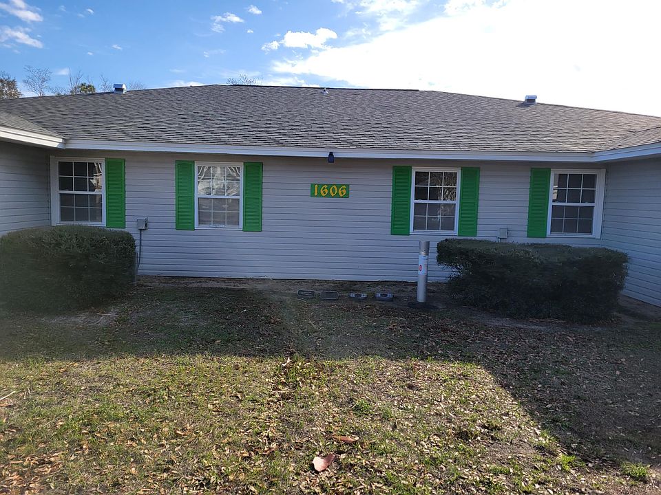 1st image of 1 Green Briar Pkwy #C