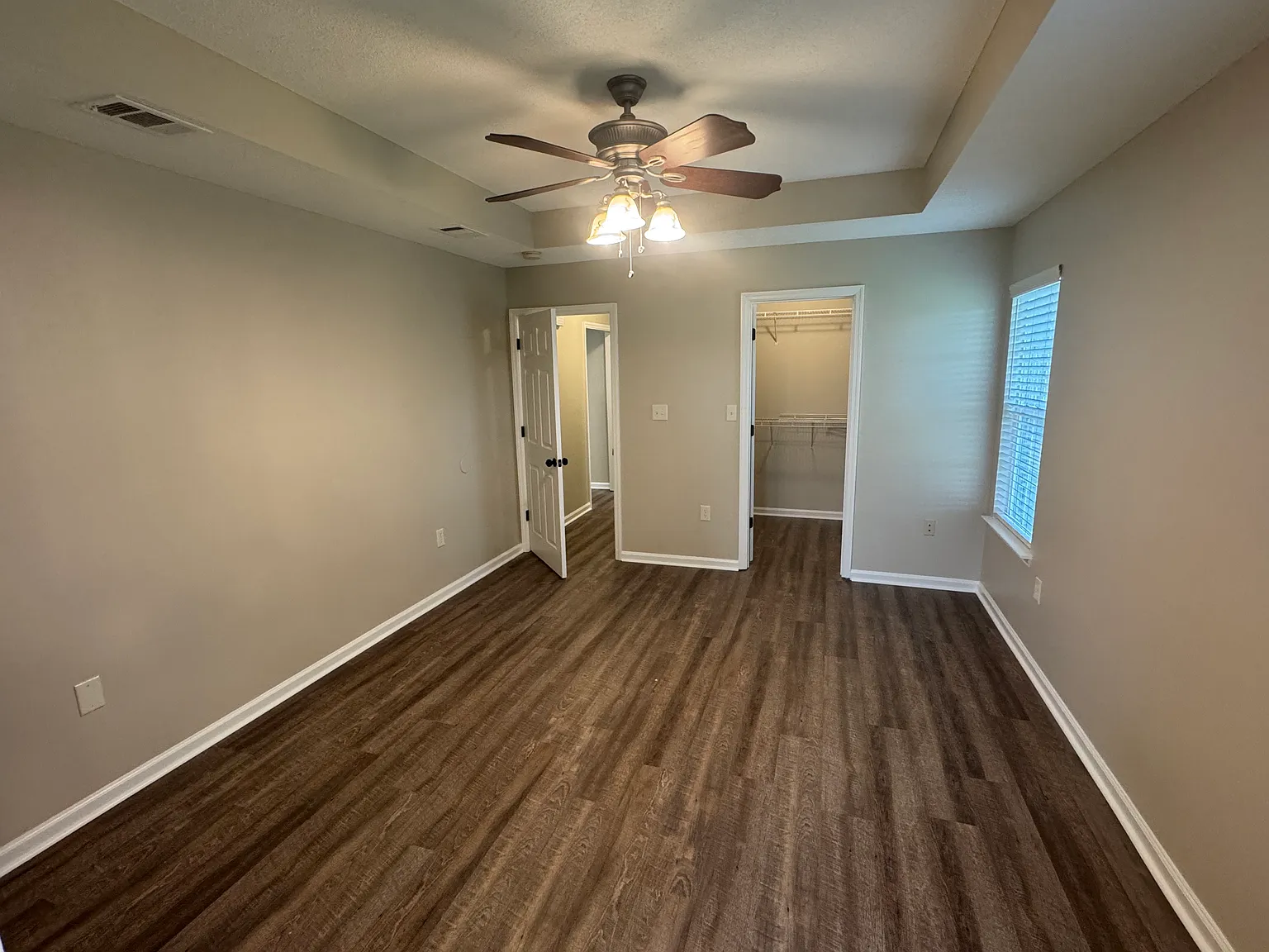 4 bed, 1638 sqft, $2,050 — Photo 4