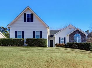 6414 Bearing Dr, Flowery Branch, GA 30542