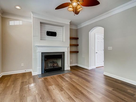 Spacious Living Room.