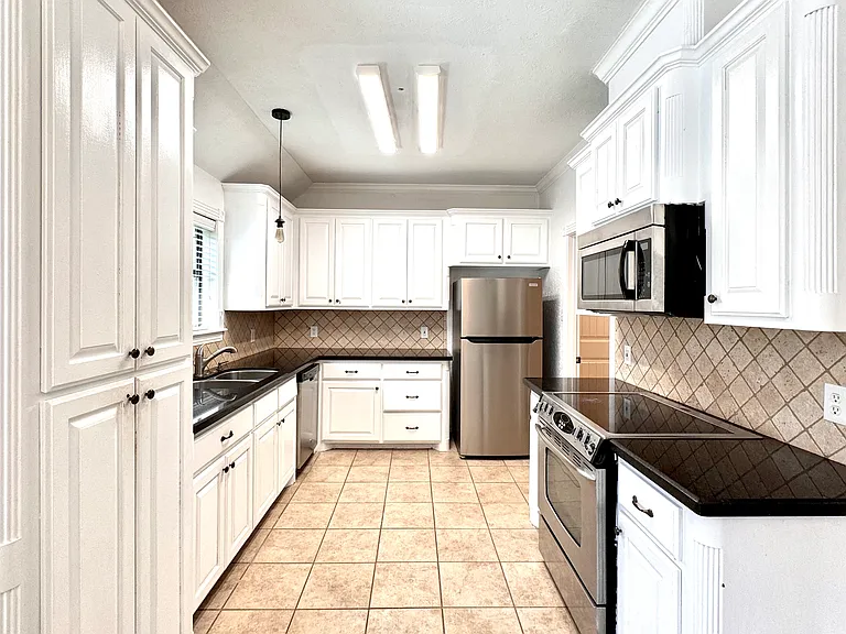3807 Ransberg Ct — Photo 8