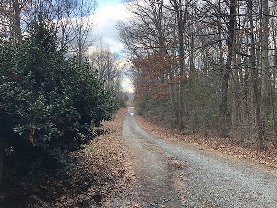 2nd image of 22 Kassy Ln