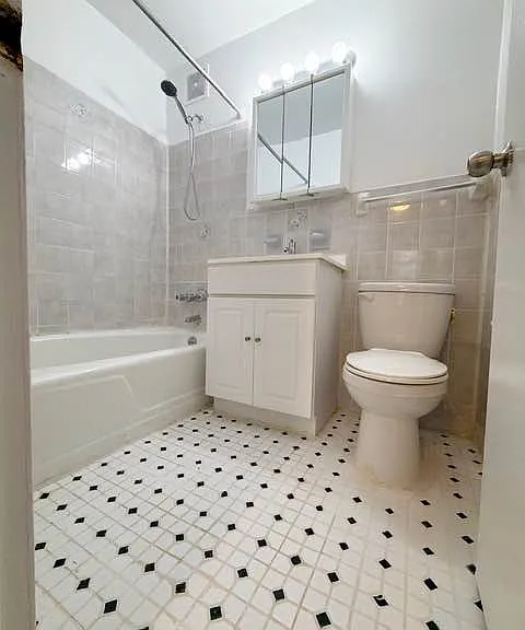 135-20 82nd Ave #1 — Photo 8