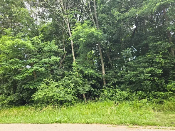 3079 Greenlawn Way, Lawrenceburg, IN 47025