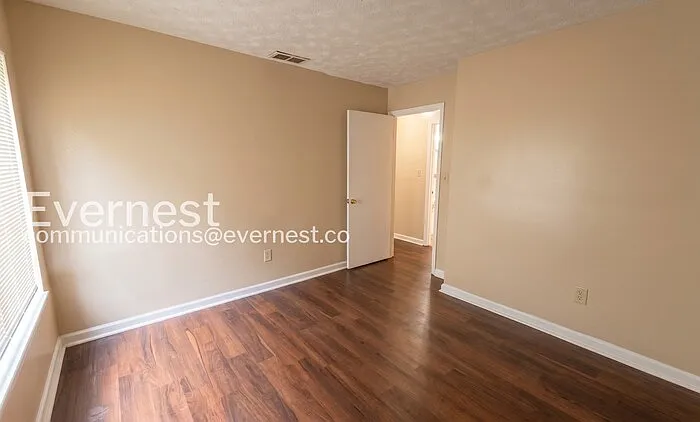 3575 Oakvale Rd #402 — Photo 11