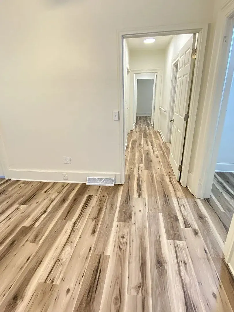 304 W Irving Ave — Photo 4