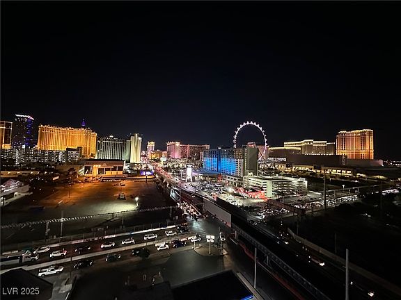 2nd image of 211 E Flamingo Rd #1003