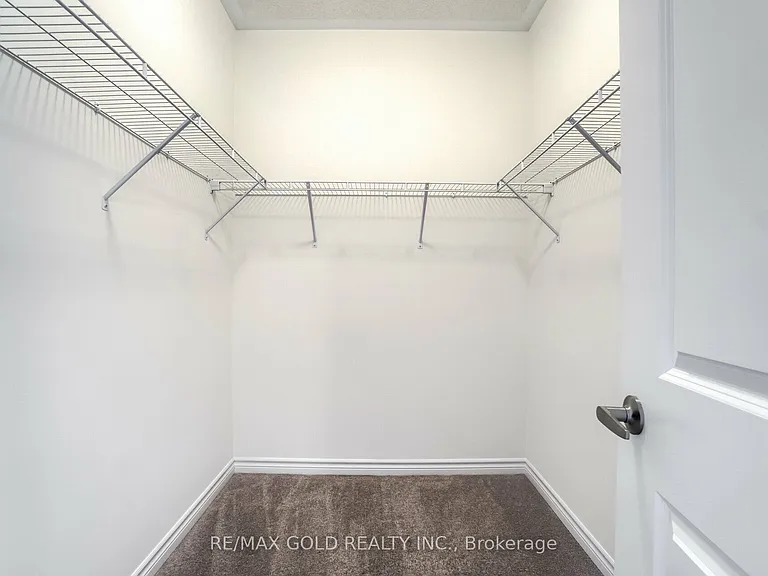 26 Del Grappa St — Photo 29