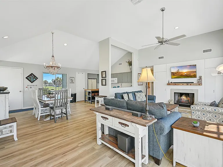 18418 E De Vaca Ln — Photo 11