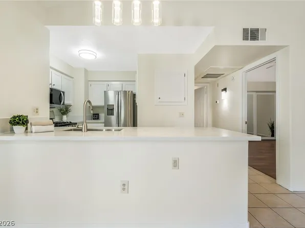 2251 Wigwam Pkwy APT 1324, Henderson, NV 89074