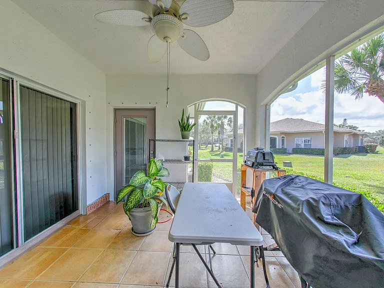 1829 Sandhill Crane Dr #B2 — Photo 25