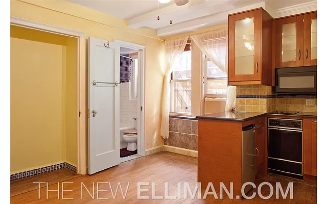 Sold by Douglas Elliman | media 8