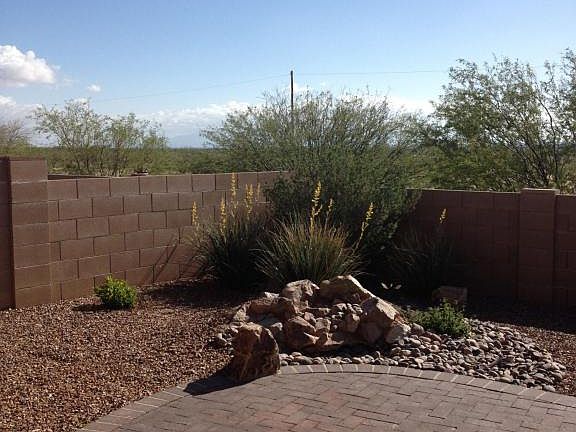 2nd image of 2252 N Avenida Mena