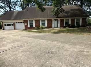 230 Oakwood Dr, Elizabethtown, KY