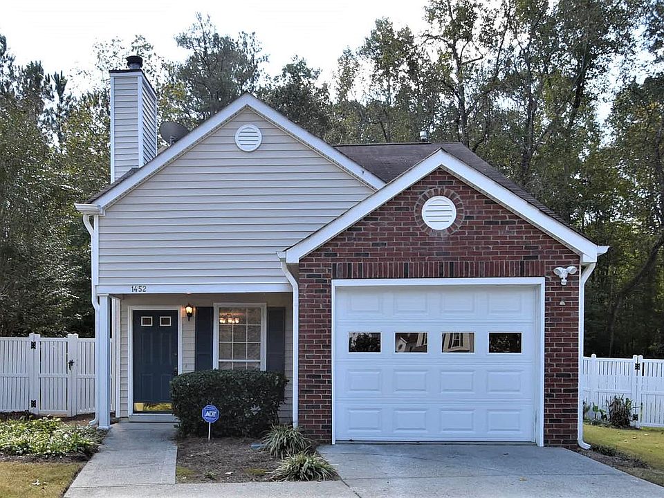 1st image of 1452 Parkside Club Dr