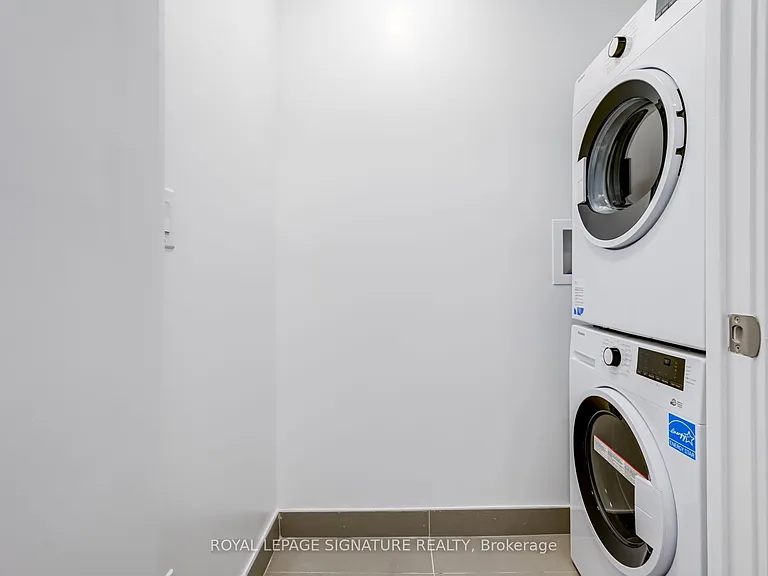 3100 Keele St #909 — Photo 9