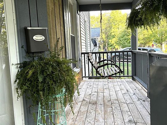4th image of 503 Saint John St