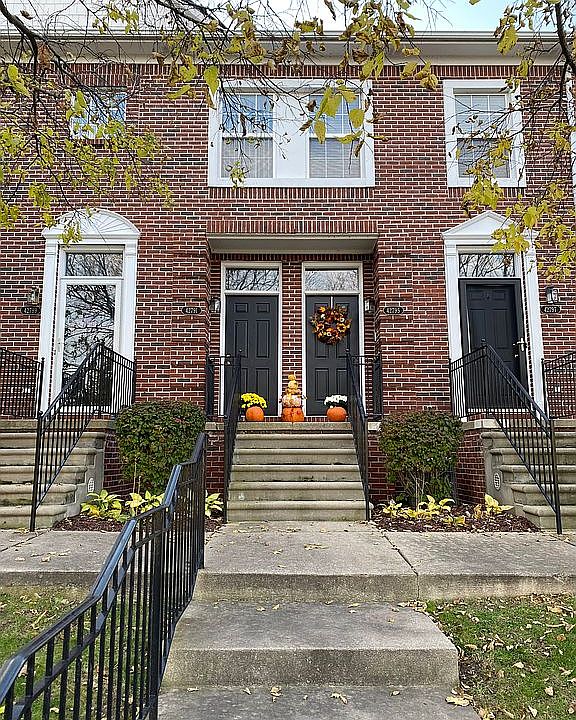 1st image of 42791 Richmond Dr