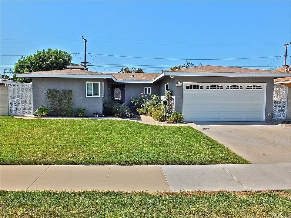 1st image of 3097 Carfax Ave