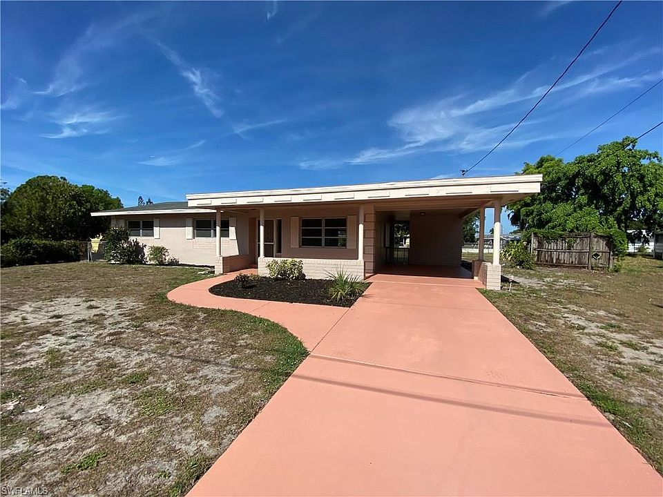 1st image of 426 NE 15th Pl