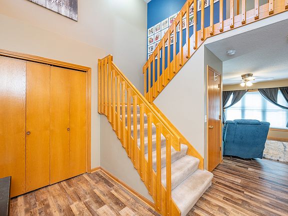 4th image of 3700 SW 34th Pl