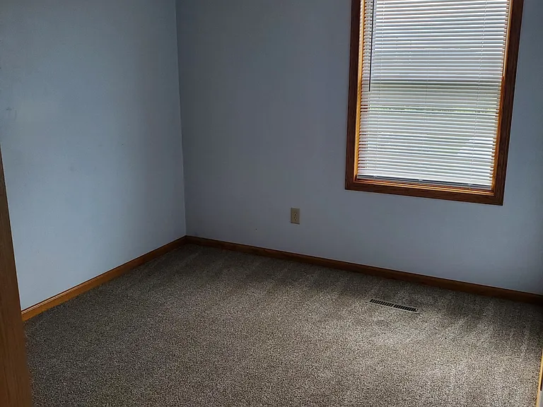 2528 Plum St — Photo 29