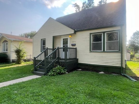 2nd image of 16750 Bulger Ave