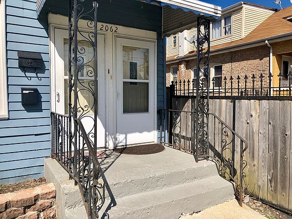 3rd image of 2062 N Lockwood Ave
