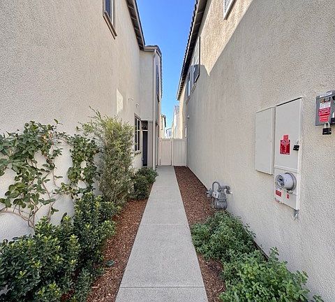 5th image of 25147 Hunter Ave #25147