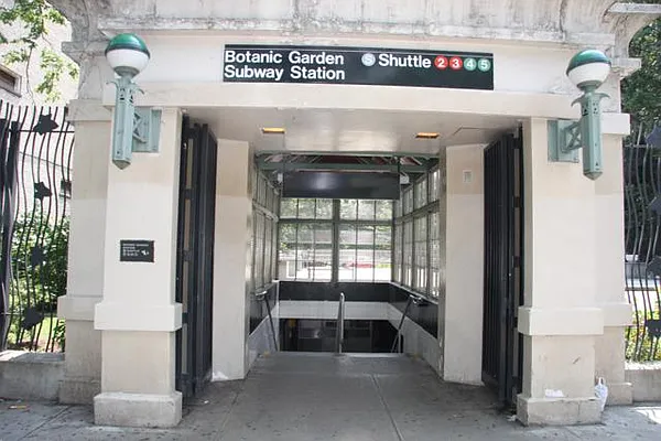 Rented by Lang Realty LLC | media 52