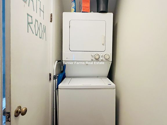 5th image of 74 College Ave #1R