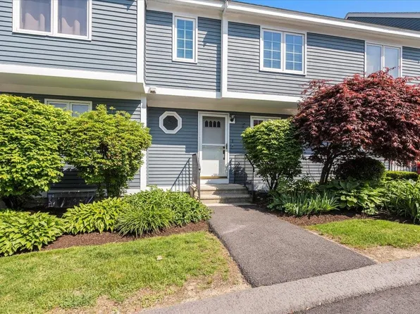 7 Swift Ln, Merrimack, NH 03054