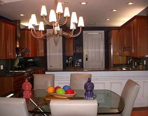 5th image of 3214 Saint Charles Ave