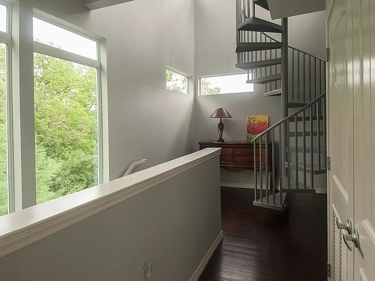 2606 Wilson St #1105 — Photo 7