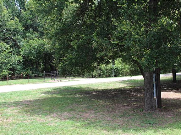 3rd image of 955 Timber Wild Dr