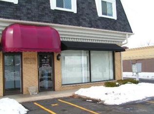 1 N Farnsworth Ave, Aurora, IL 60505