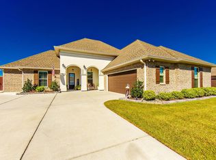 302 King George Dr, Thibodaux, LA 70301
