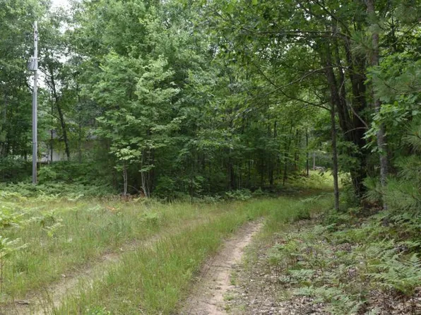 4649 W Lakeside Trl, Barton City, MI 48705